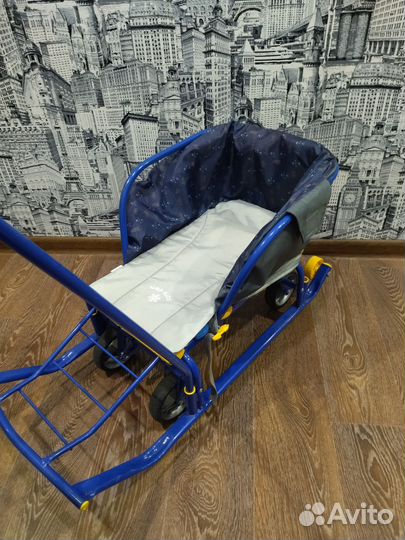 Детские зимние санки на колесах