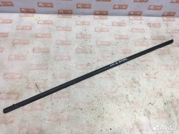 Уплотнитель стекла двери бархотка передний левый