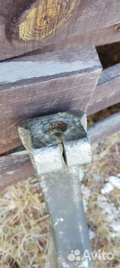 Кулак передний левый для бмв х5 Е70