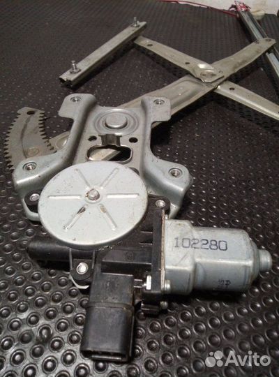 Стеклоподъемник передний левый Mitsubishi