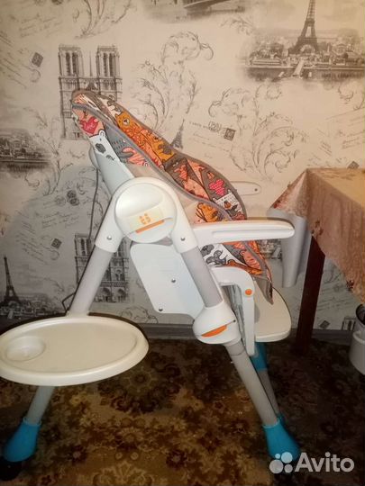 Стульчик для кормления chicco
