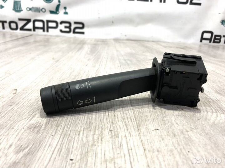 Переключатель поворотов Chevrolet Cruze J300 2010