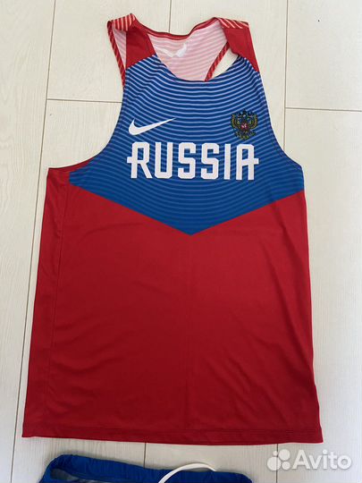 Спортивный костюм nike женский новый