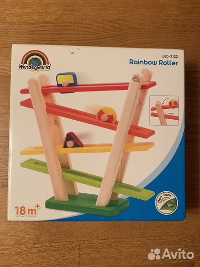 Деревянная детская игрушка горка-трек для фигурок