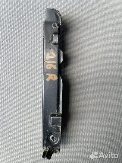 W 216 кранштейн крепления крыла и бампера