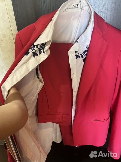 Брючный костюм женский 44 46