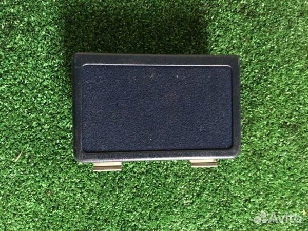 Пепельница задняя правая Mercedes-Benz E-Class