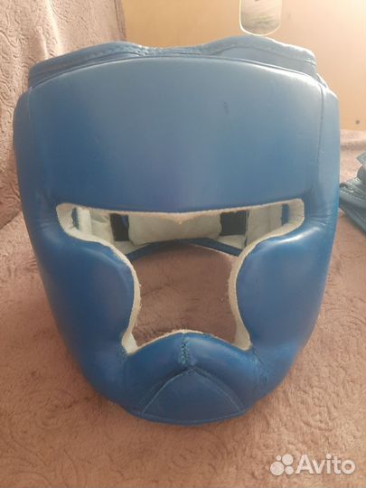 Детский шлем и перчатки для мма