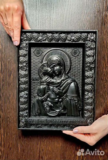 Икона из натурального мореного дуба