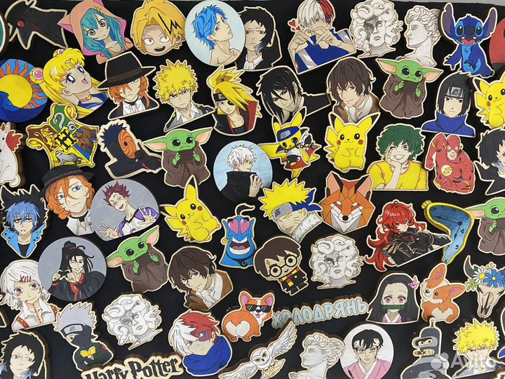 Деревянные аниме значки