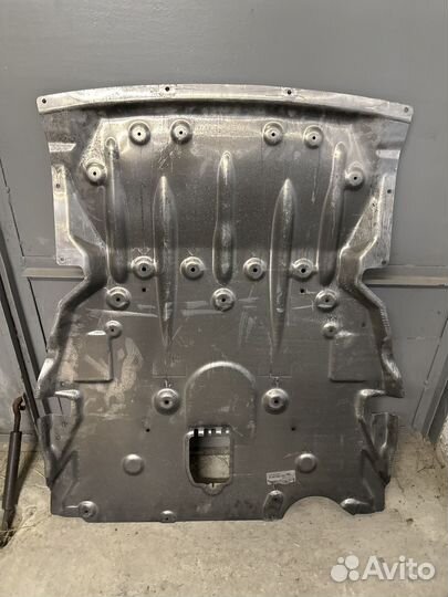 Алюминевая защита картера