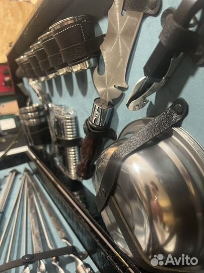 Подарочный набор шампуров в чемодане