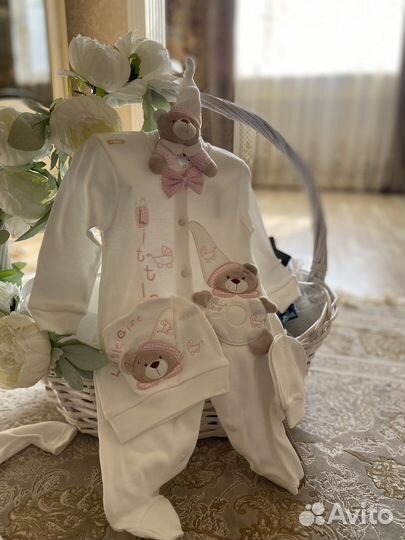 Костюмчики на девочку