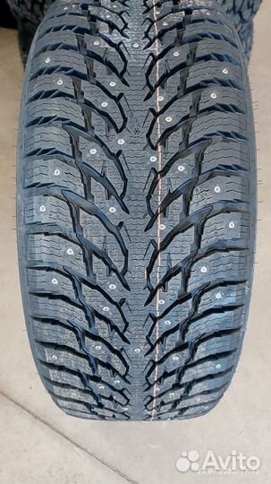 Nokian Tyres Hakkapeliitta 9 SUV 275/50 R21 113T