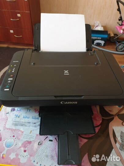 Принтер для школы и дома цветной мфу