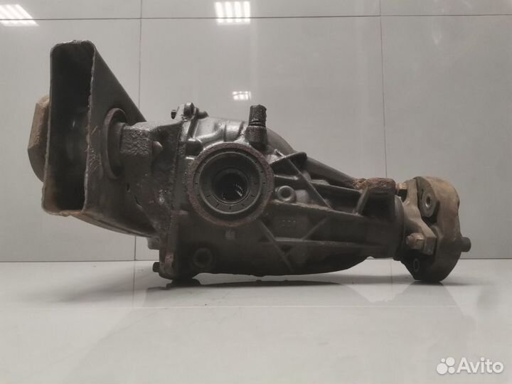 Редуктор задний Mercedes W204 X204 W212 W207 W218