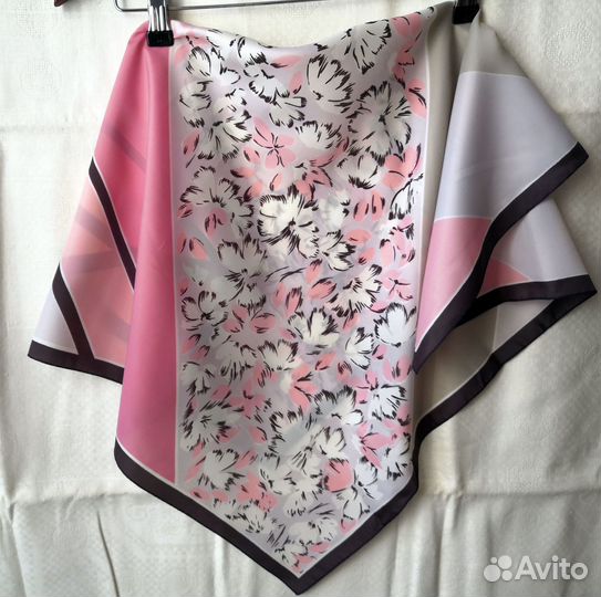 Шелковый платок женский