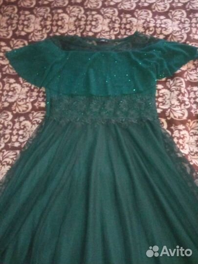 Вечернее платье