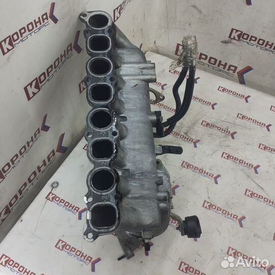 Впускной коллектор двигателя D4CB KIA sorento 06