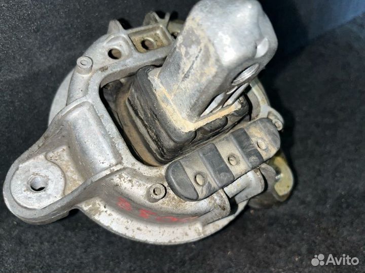 Подушка двигателя правая Bmw 5-Series F10 N52B30A