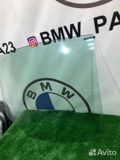 Стекло двери задней правой BMW 5 E60/E61