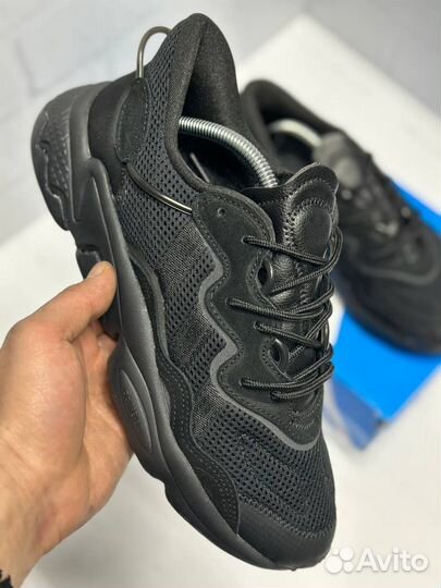 Кроссовки Adidas Ozweego