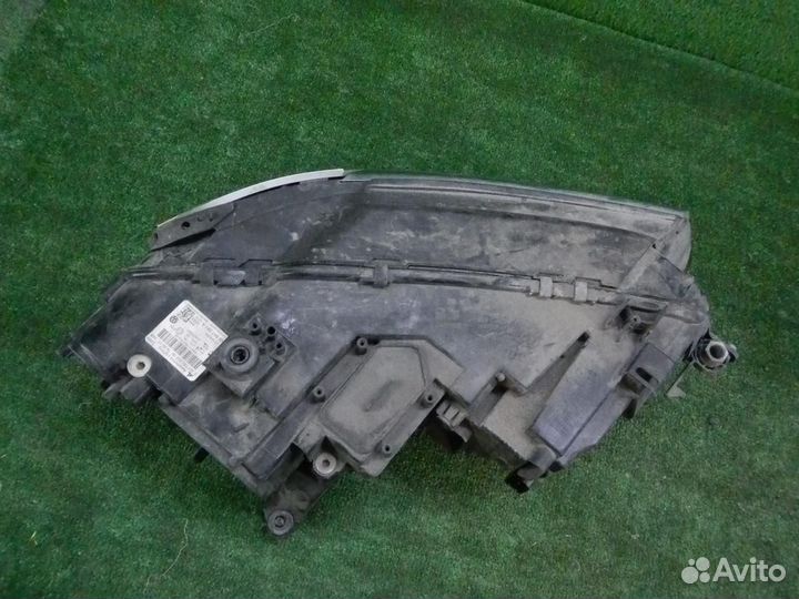 Фара левая Volkswagen Tiguan