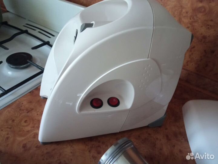 Мясорубка новая Аксион