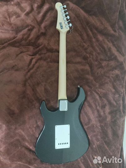 Электрогитара yamaha pacifica 112J