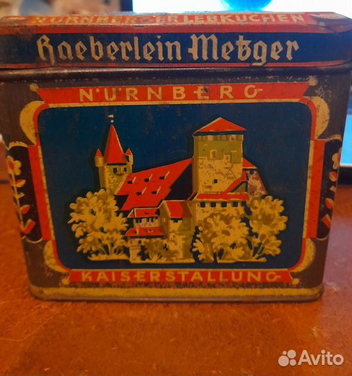 Жестяная коробка