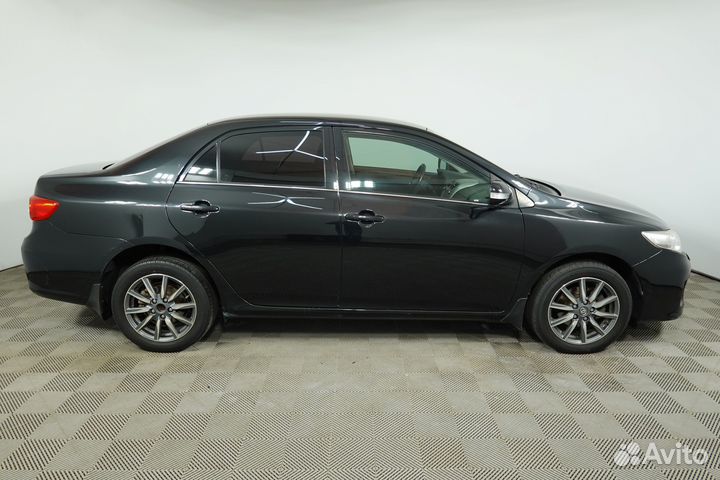 Toyota Corolla, 2011