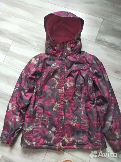 Горнолыжная куртка женская 46 48