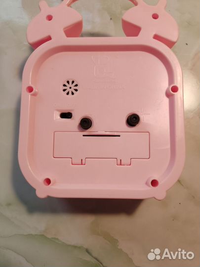 Будильник розовый