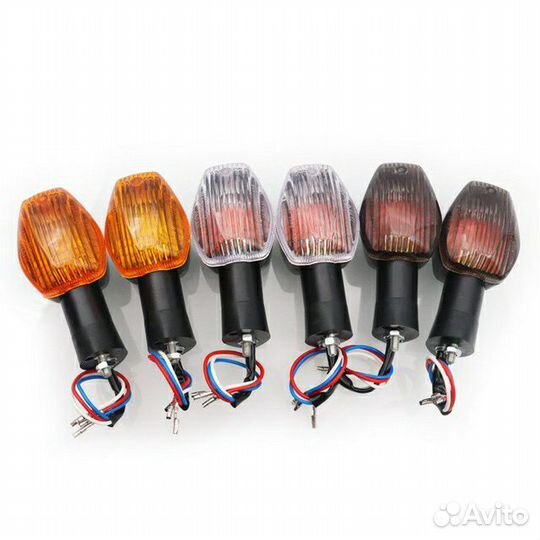 Поворотники с жёлтым отражателем