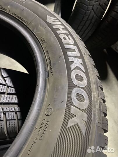 Hankook Winter I'Cept Evo2 W320 215/65 R17