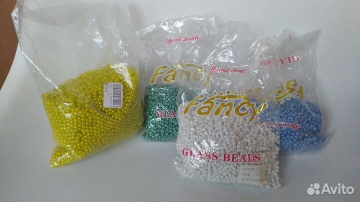 Косая бейка, пряжа, бисер