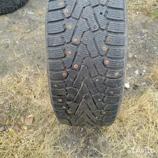 Pirelli Ice Zero 235/50 R18