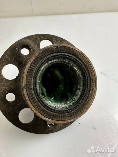 Ступица передняя Mercedes-Benz CLS-Класс