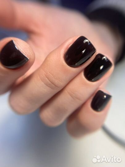 Маникюр и педикюр