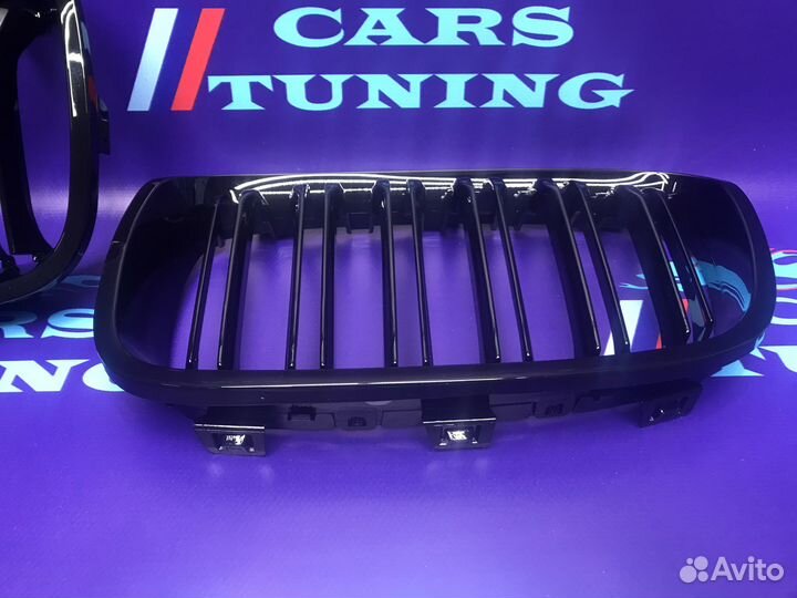 Решетка радиатора BMW F20 до рест глянец