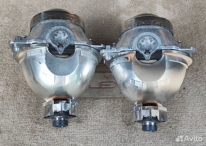 Линзы в фары ксенон Lexus, Toyota