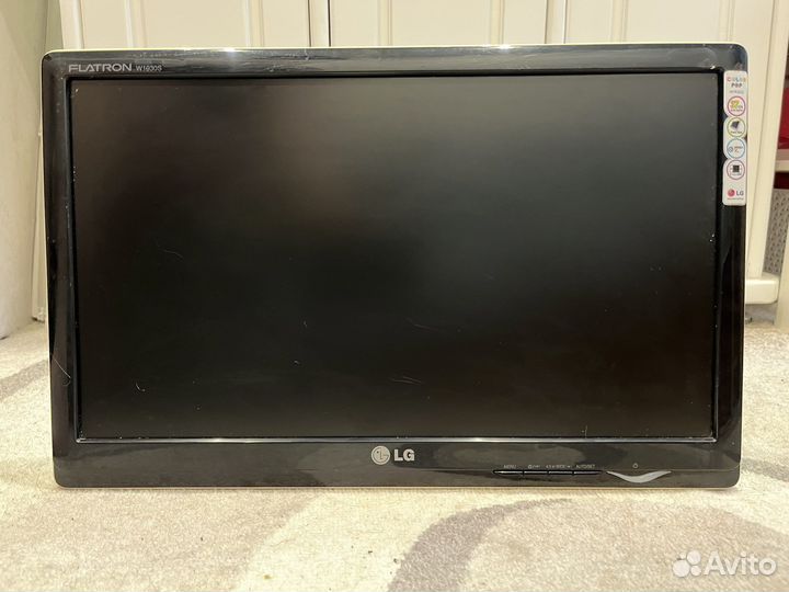 Монитор LG W1930SV