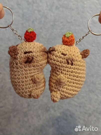 Вязаные брелки 