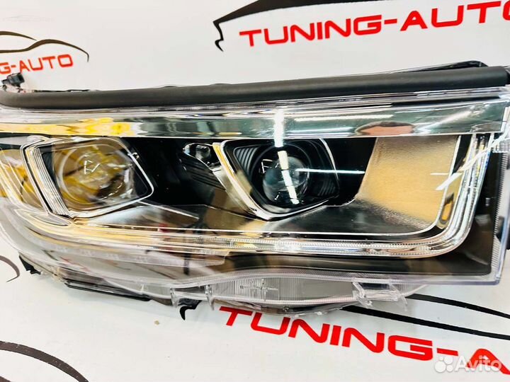 Фары Toyota Highlander (XU 50 ) X6413