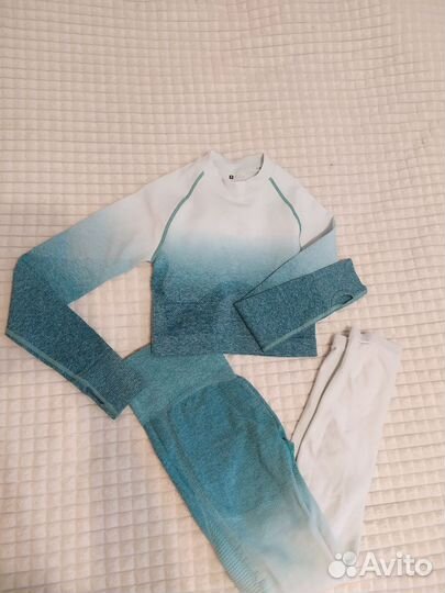 Фитнес костюм женский комплект