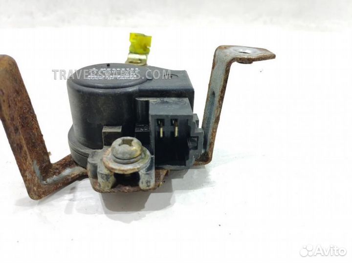 Активатор замка двери MB669754