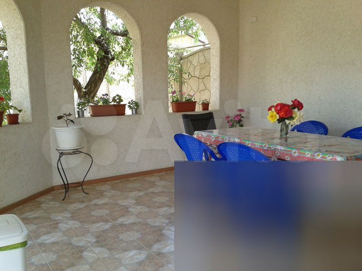 Комната 22 м² в 3-к., 2/2 эт.