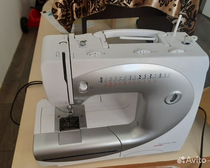 Швейная машина Bernette for Bernina E66