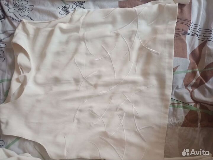 Костюм женский четвёрка