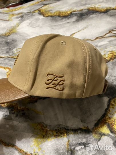 Кепка бейсболка Fendi